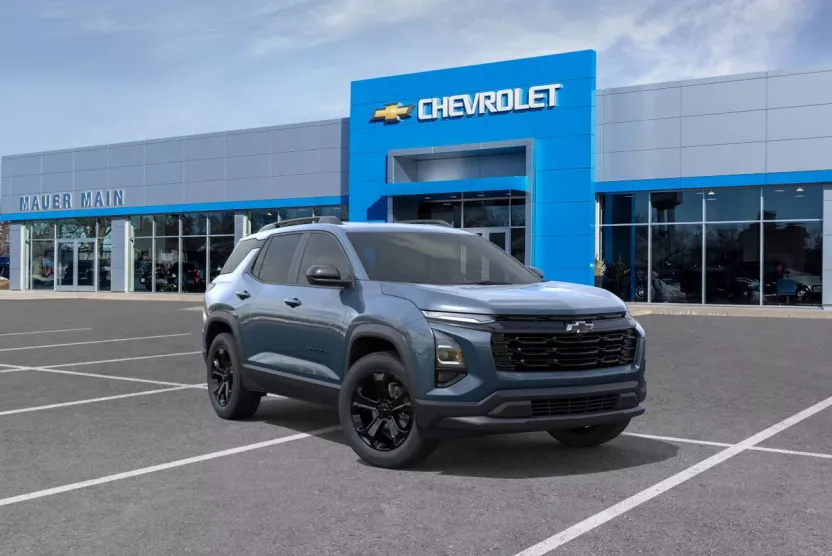 2026 Chevrolet Equinox LT photo 1