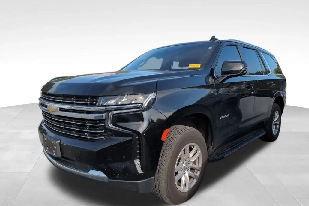 2022 Chevrolet Tahoe LT photo 1