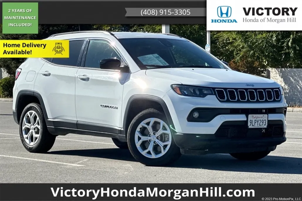 2024 Jeep Compass Latitude photo 1