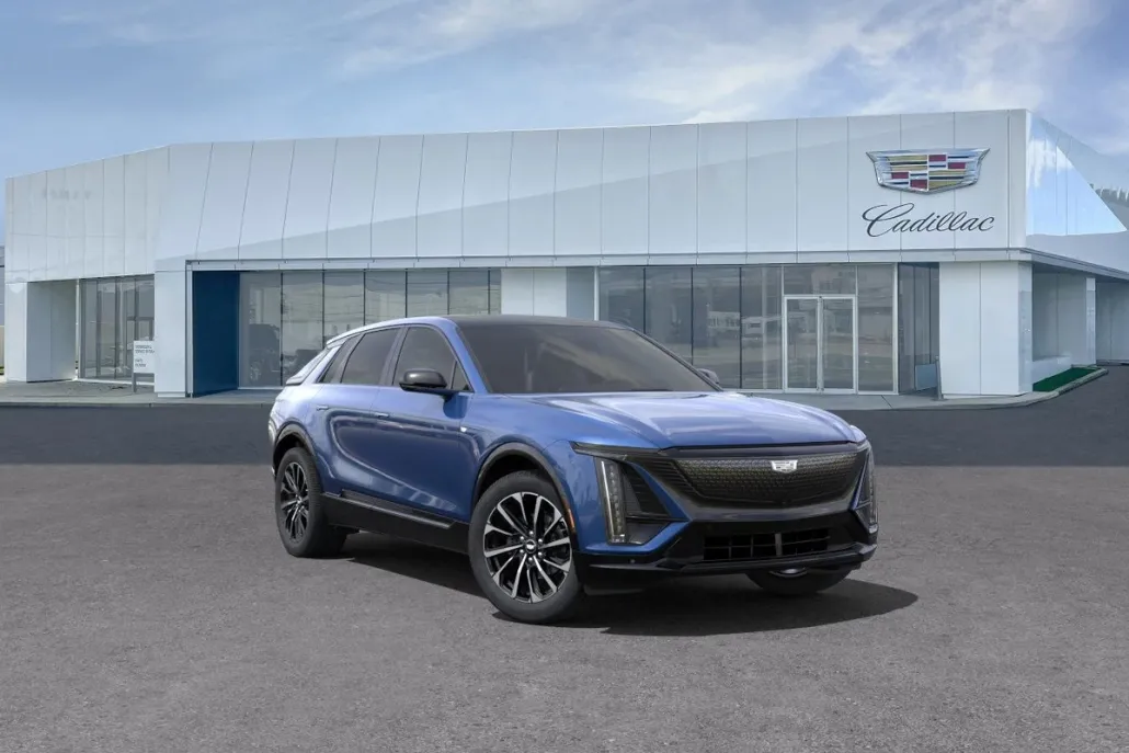 2025 Cadillac Lyriq Sport photo 1
