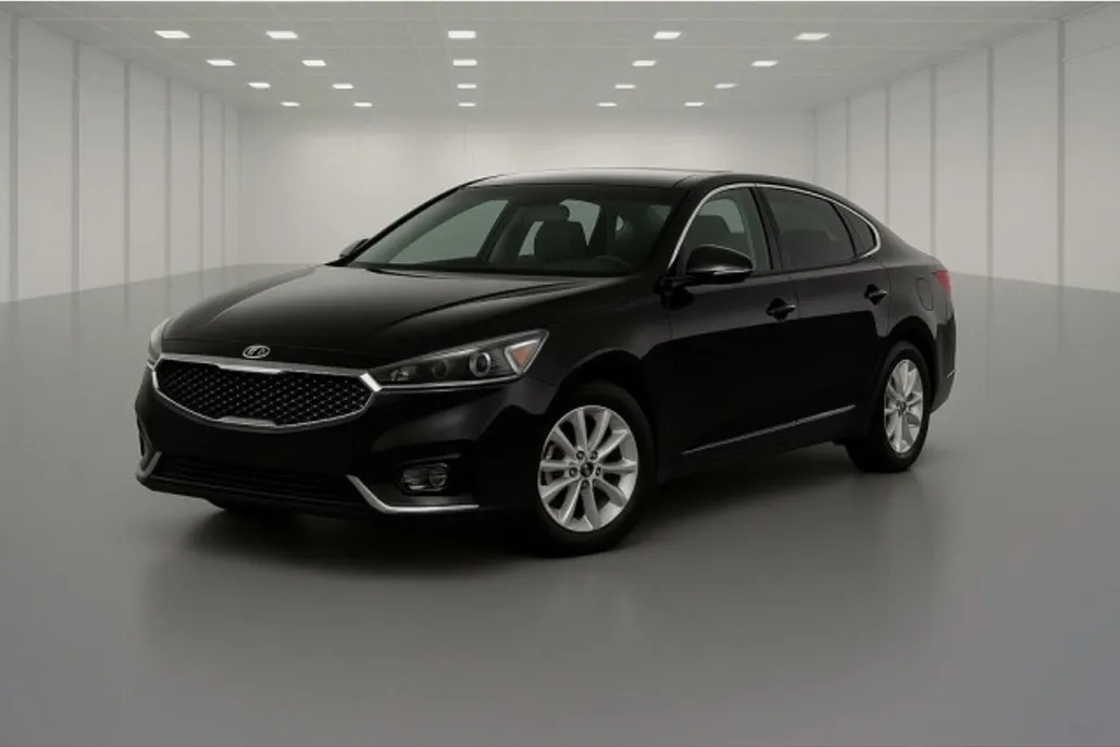 2017 Kia Cadenza Premium photo 1