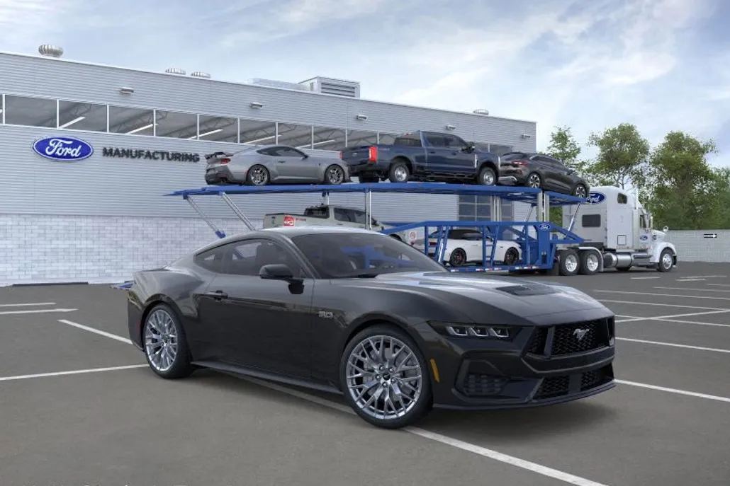 2025 Ford Mustang GT Premium photo 1