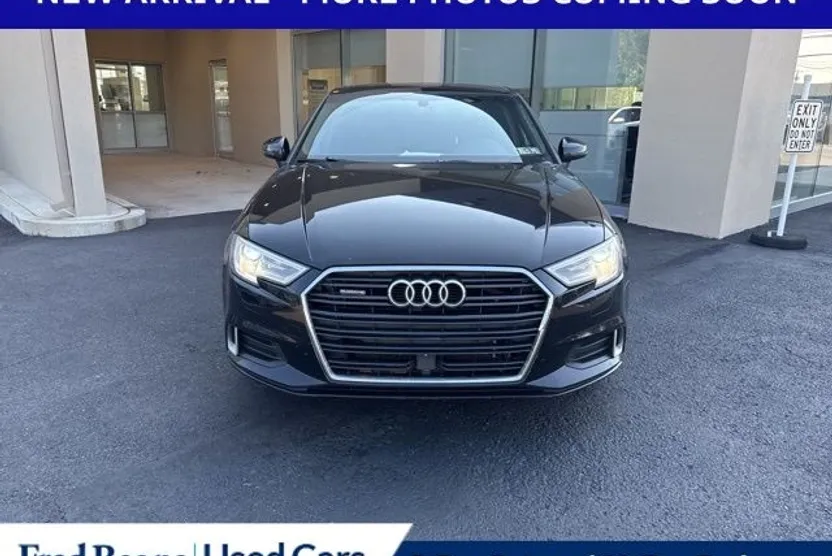 2017 Audi A3 2.0T Premium photo 1