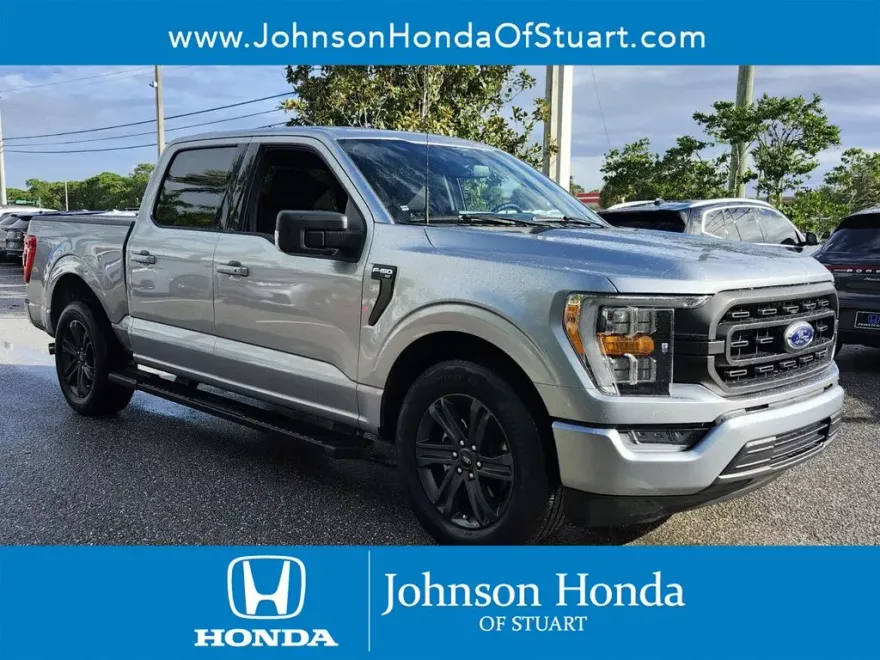 2023 Ford F-150 XLT photo 1