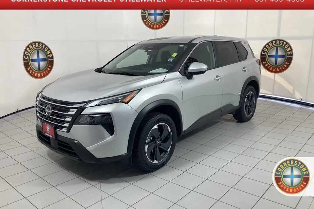2024 Nissan Rogue SV photo 1