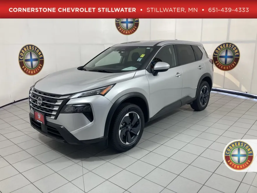 2024 Nissan Rogue SV photo 1