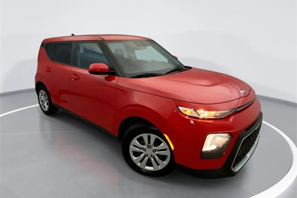 2020 Kia Soul LX photo 1