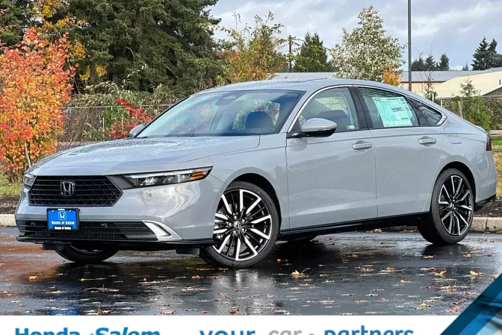 2025 Honda Accord Hybrid Touring photo 1