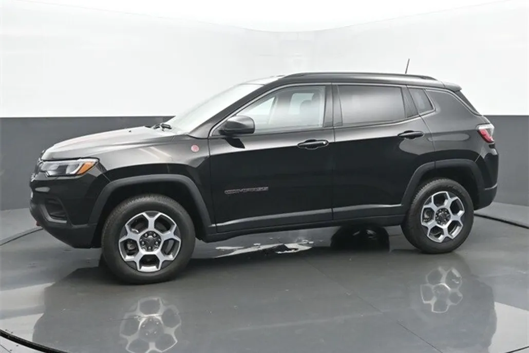 2022 Jeep Compass Trailhawk photo 1