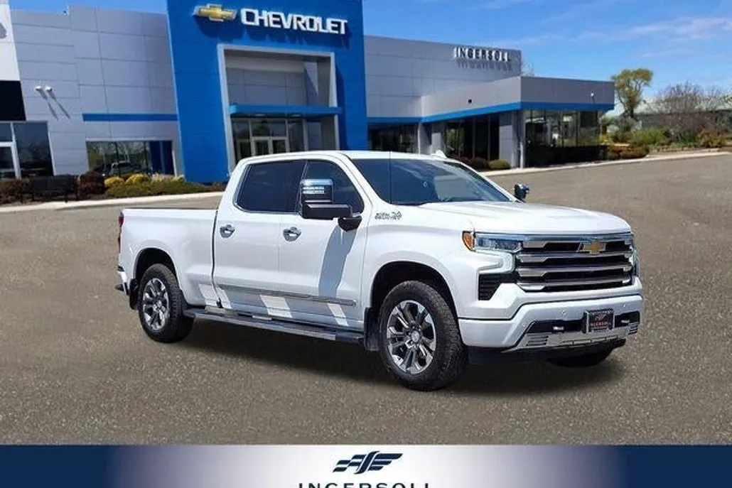 2024 Chevrolet Silverado 1500 High Country photo 1