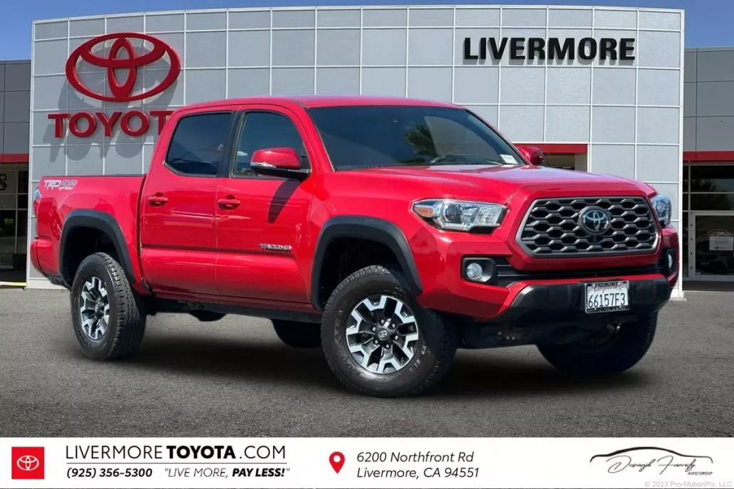 2021 Toyota Tacoma TRD Off-Road V6 photo 1