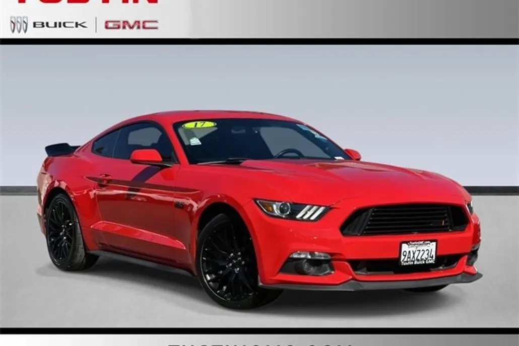 2017 Ford Mustang GT photo 1