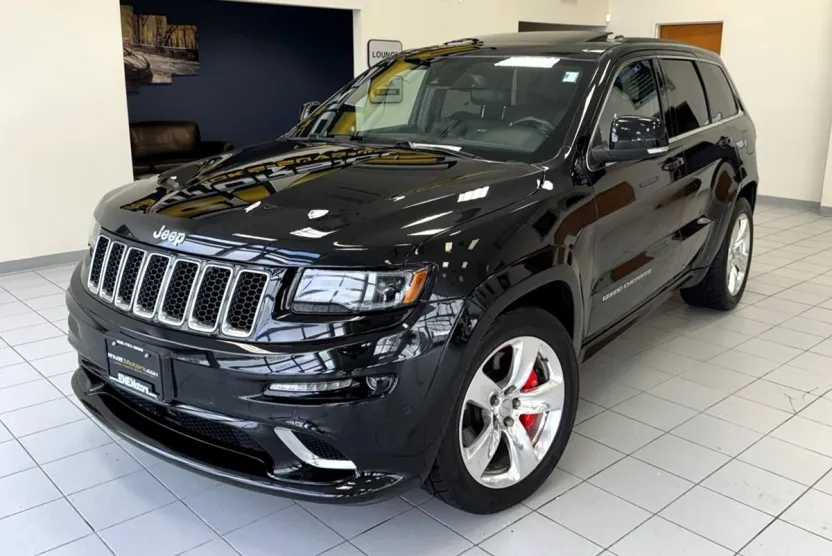 2015 Jeep Grand Cherokee SRT8 photo 1