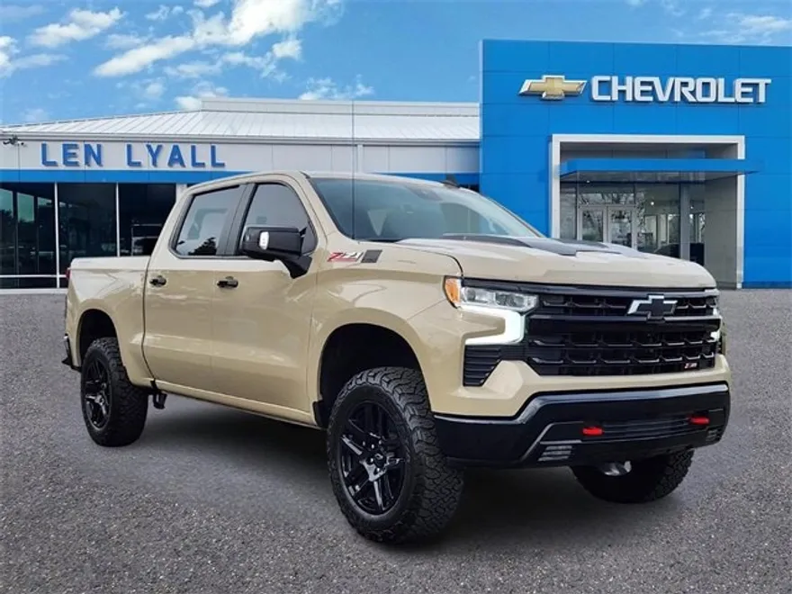 2023 Chevrolet Silverado 1500 LT Trail Boss photo 1