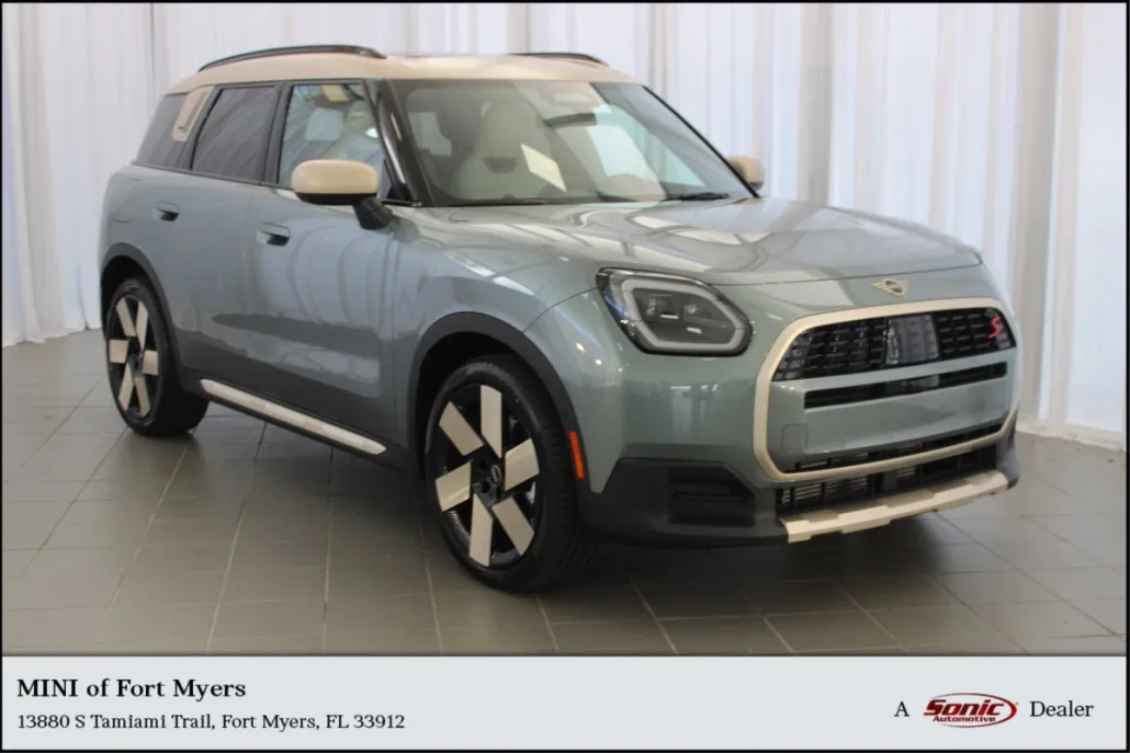 2025 Mini Countryman S ALL4 photo 1