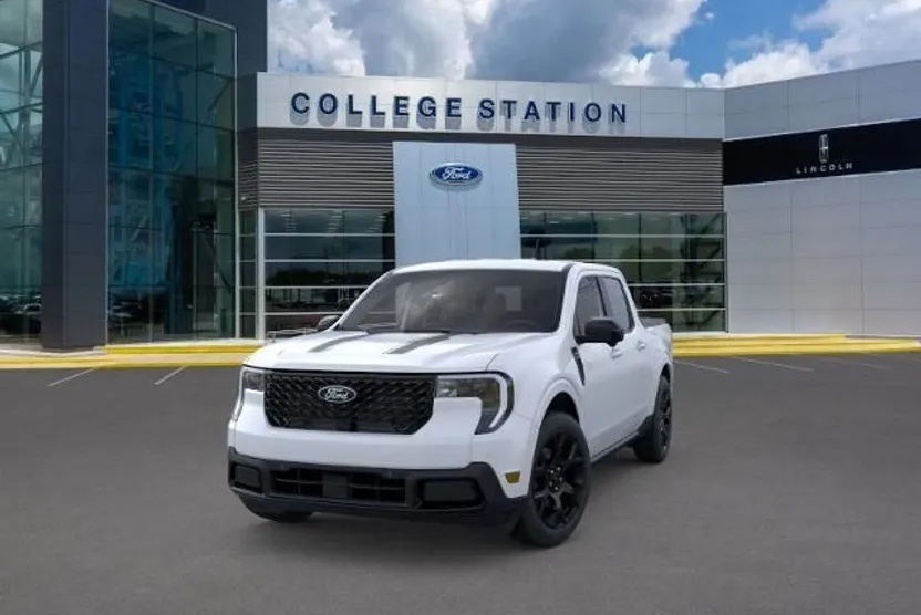 2025 Ford Maverick Lariat photo 1