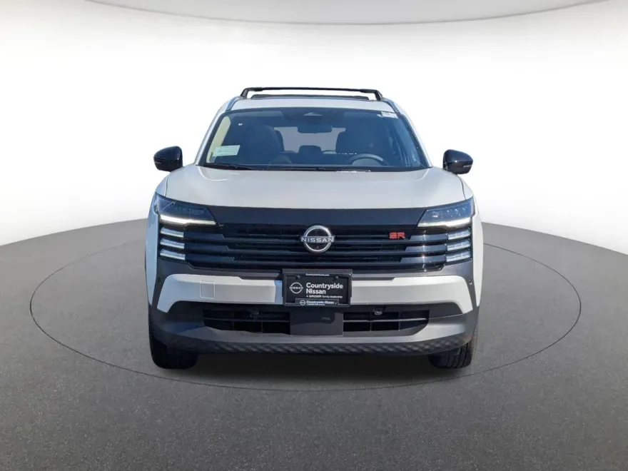 2026 Nissan Kicks SR photo 1