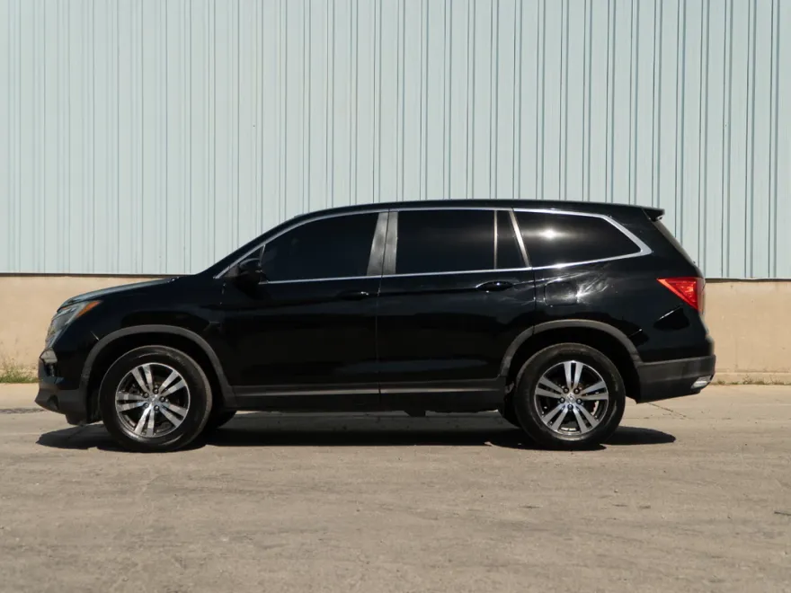 2016 Honda Pilot EX-L photo 1