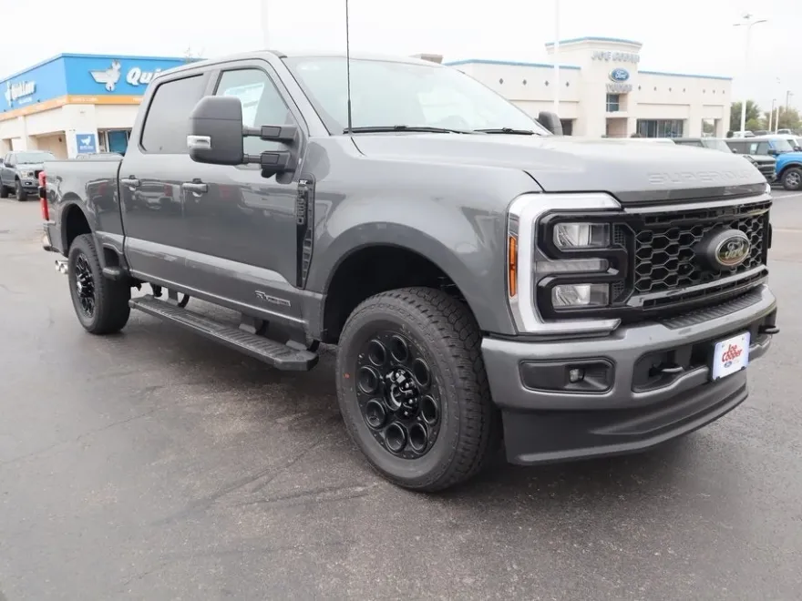 2026 Ford F-250 XLT photo 1
