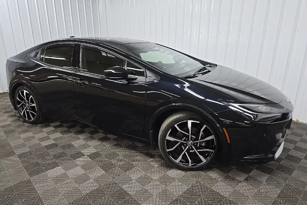 2024 Toyota Prius Prime XSE Premium photo 1