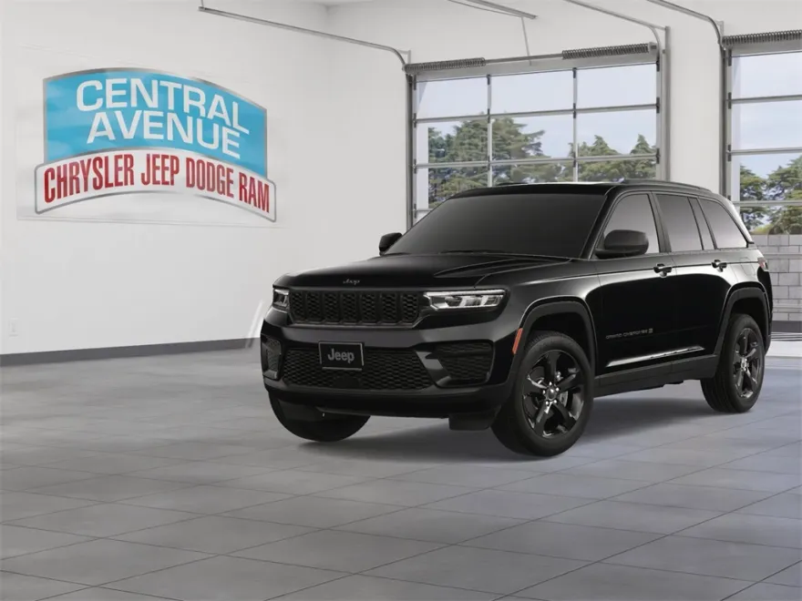 2025 Jeep Grand Cherokee Altitude photo 1