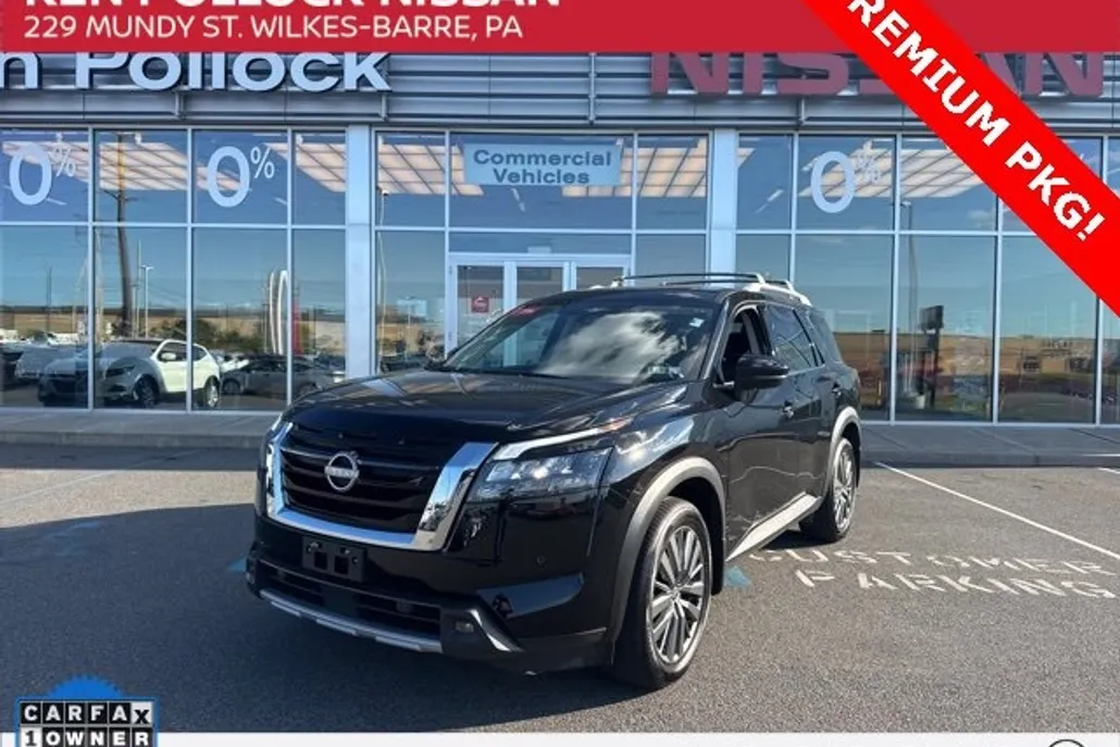 2025 Nissan Pathfinder SL photo 1