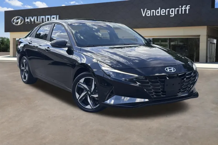 2023 Hyundai Elantra Limited photo 1