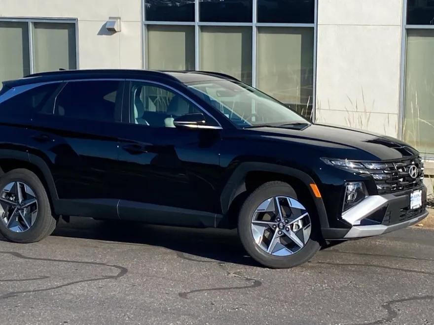 2025 Hyundai Tucson SEL Convenience photo 1
