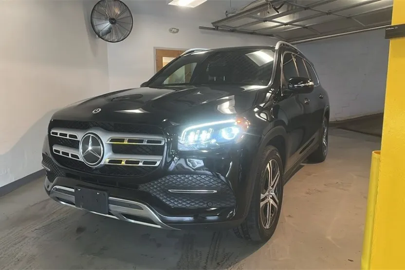 2022 Mercedes Benz GLS 450 4MATIC photo 1