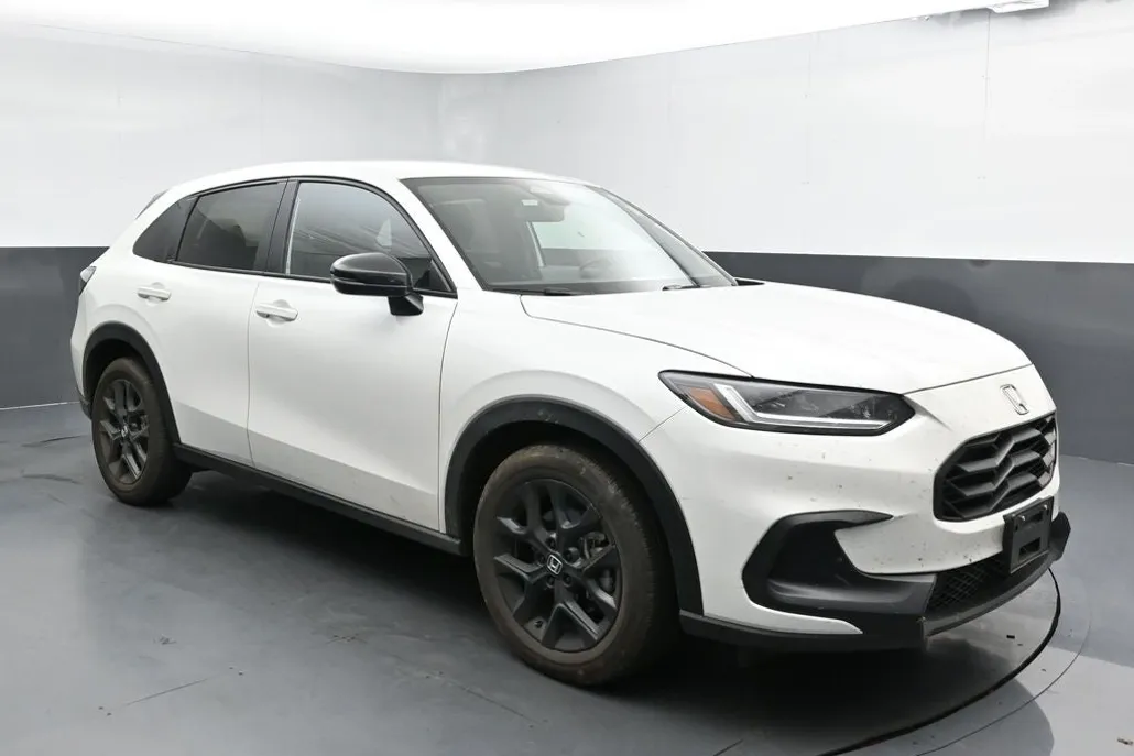 2025 Honda HR-V Sport photo 1