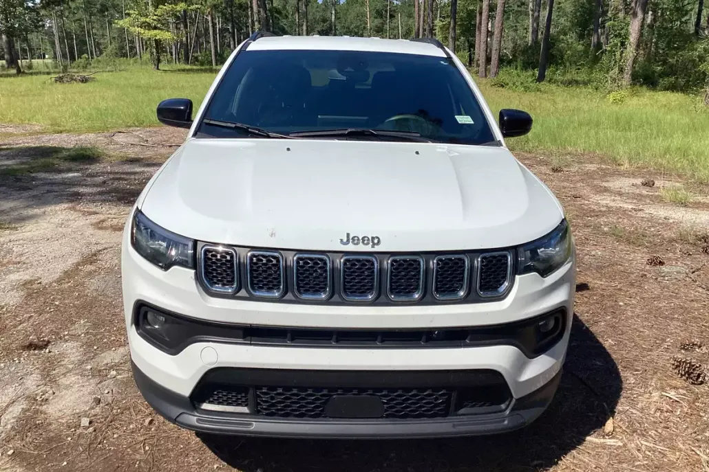 2024 Jeep Compass Latitude photo 1