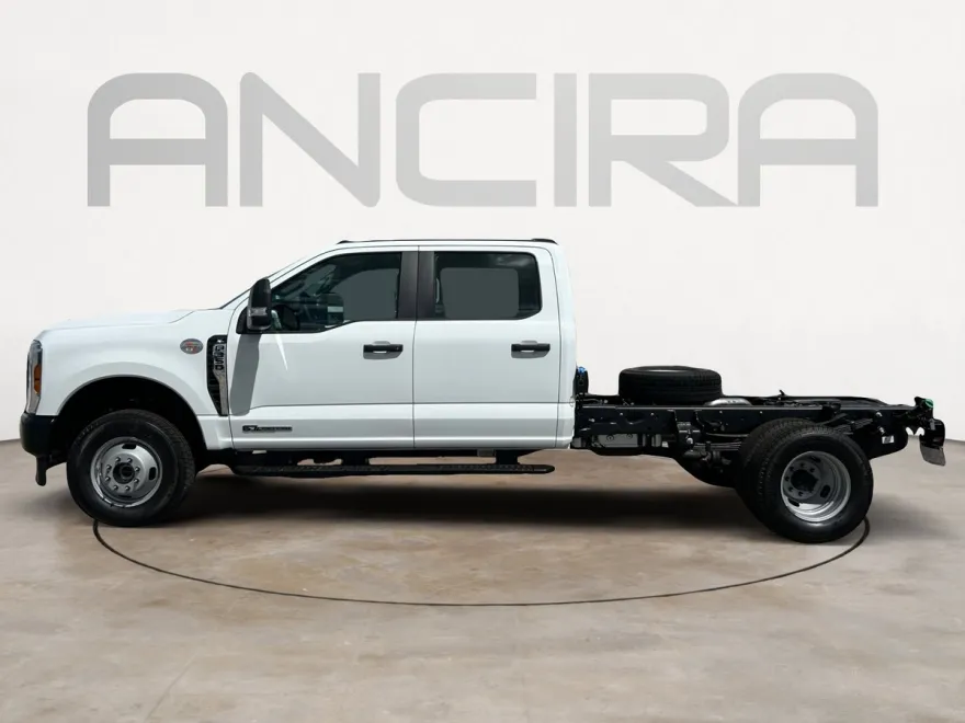 2026 Ford F-350 XL photo 1