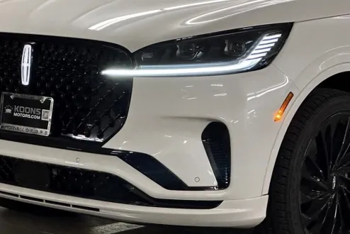 2025 Lincoln Aviator Reserve photo 3