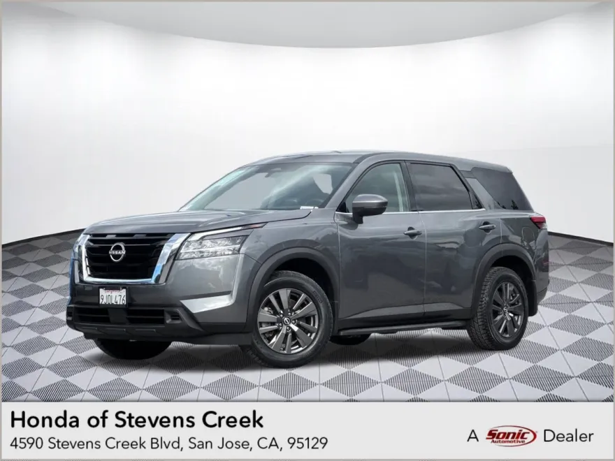 2022 Nissan Pathfinder S photo 1