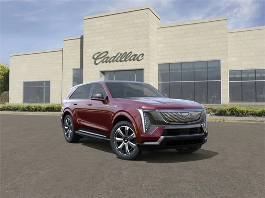 2025 Cadillac Escalade IQ Luxury photo 1