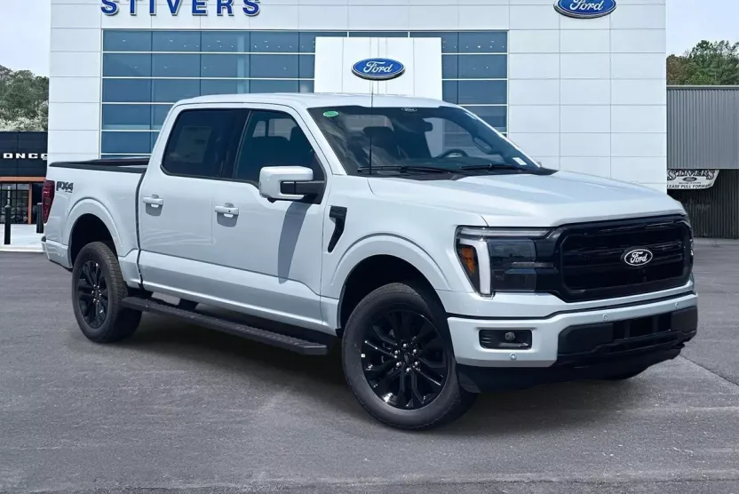 2025 Ford F-150 Lariat photo 1