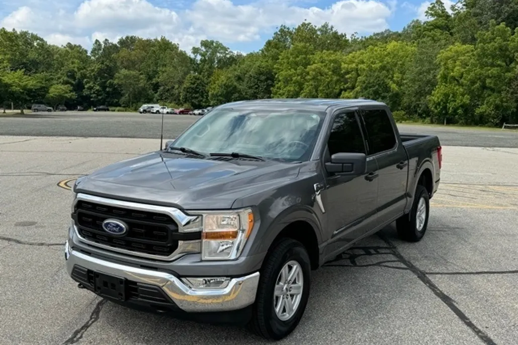 2022 Ford F-150 XLT photo 1