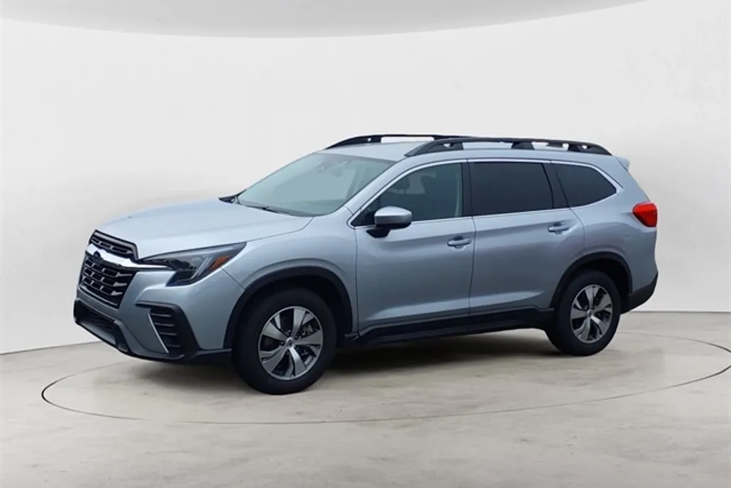 2024 Subaru Ascent Premium photo 1