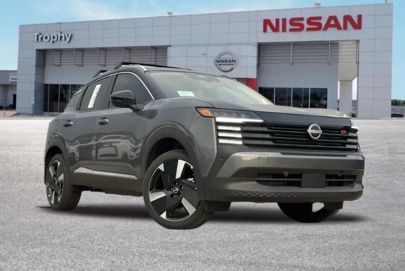 2026 Nissan Kicks SR photo 1