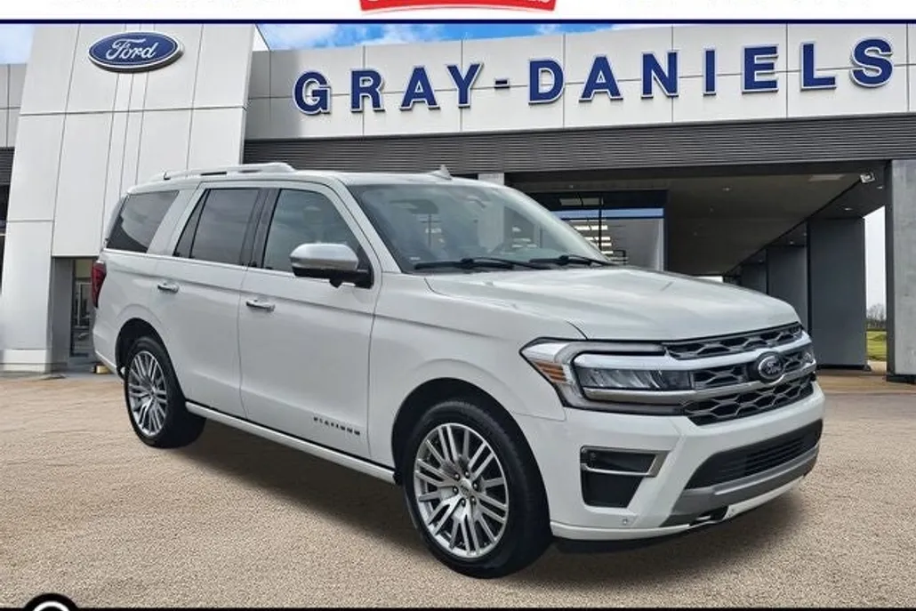 2023 Ford Expedition Platinum photo 1