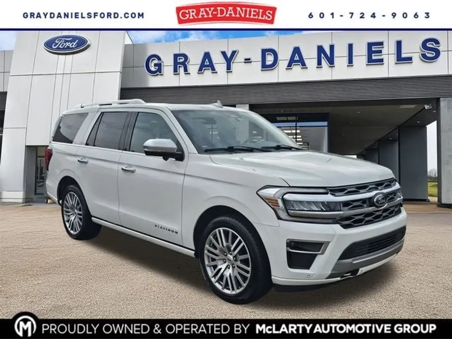2023 Ford Expedition Platinum photo 1