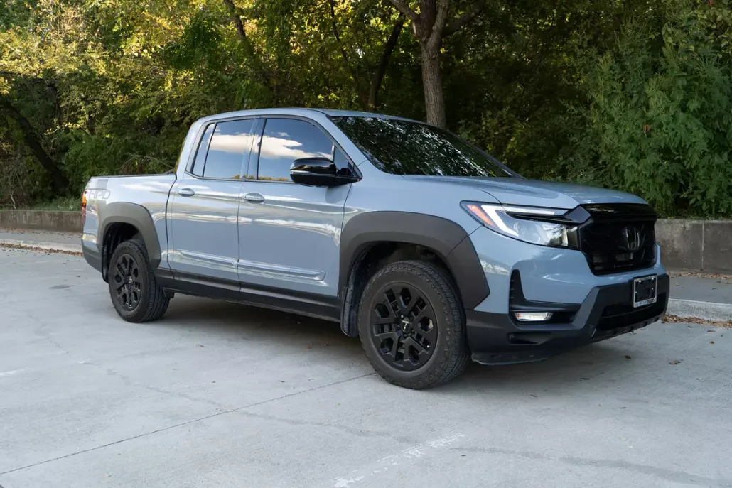 2022 Honda Ridgeline Black Edition photo 1