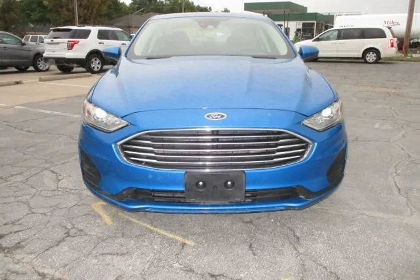 2019 Ford Fusion Hybrid SE photo 1