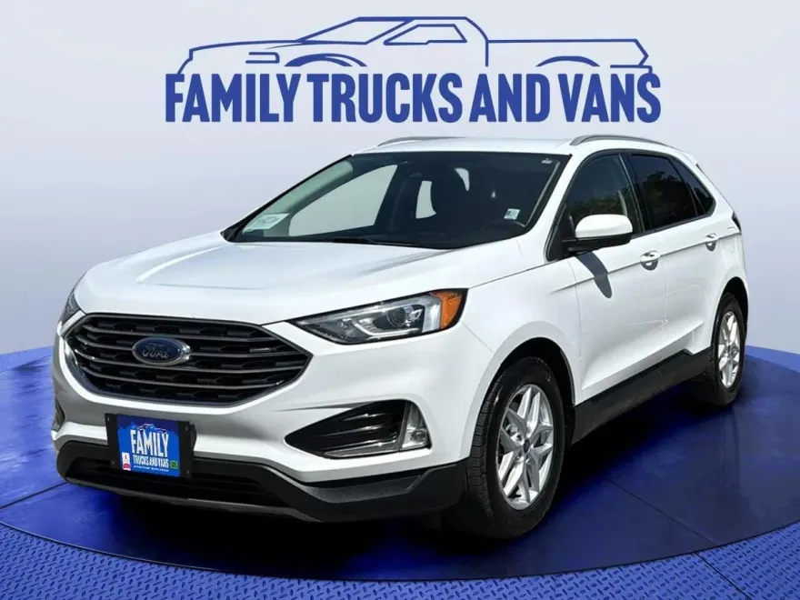 2021 Ford Edge SEL photo 1