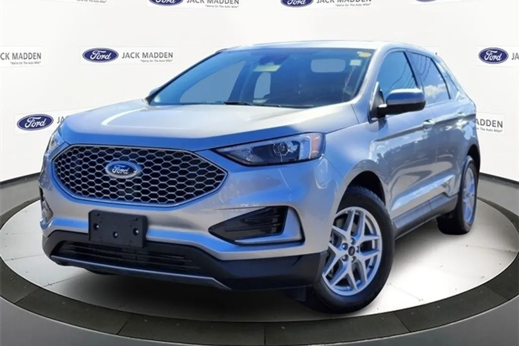 2023 Ford Edge SEL photo 1