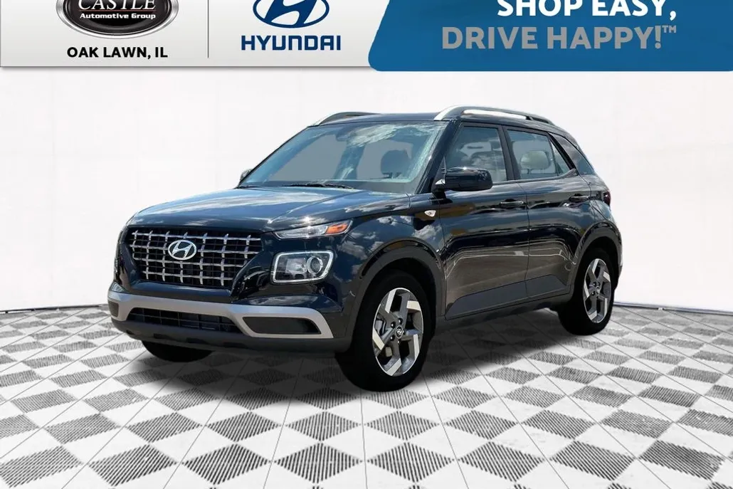 2025 Hyundai Venue SEL photo 1