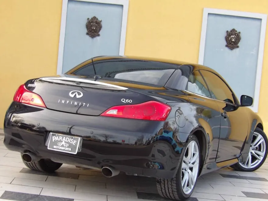2014 Infiniti Q60 photo 1