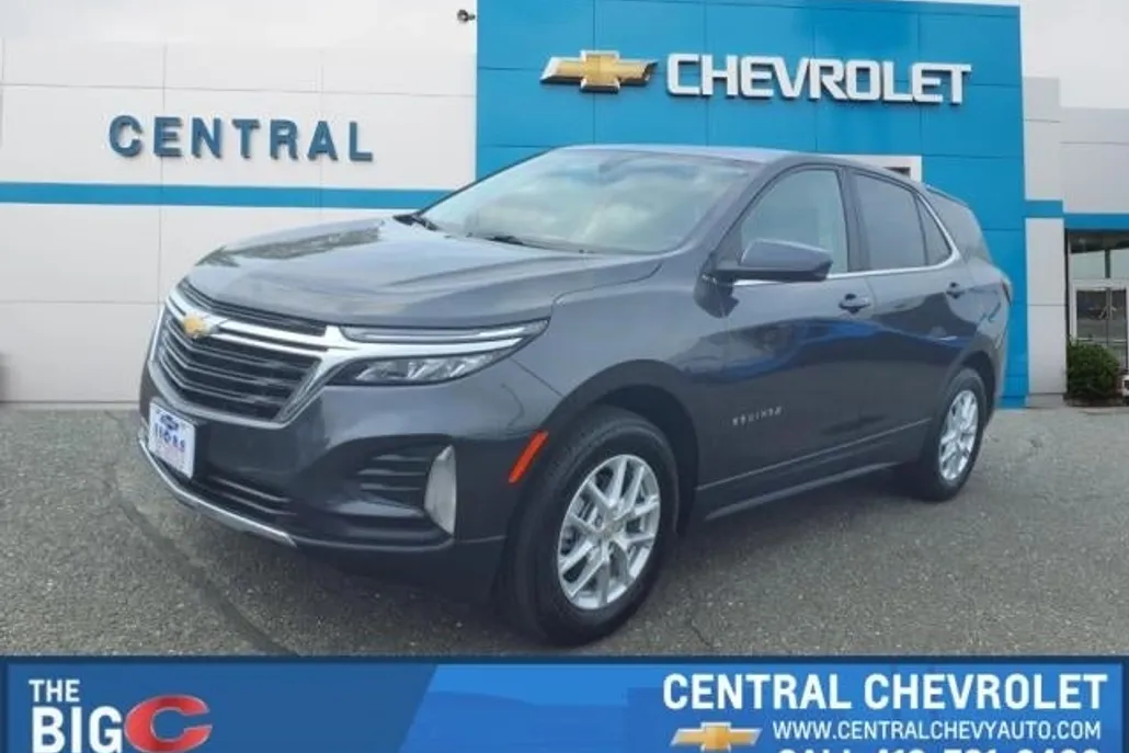 2023 Chevrolet Equinox LT photo 1