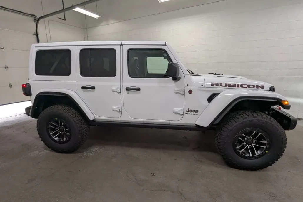 2025 Jeep Wrangler Rubicon X photo 1