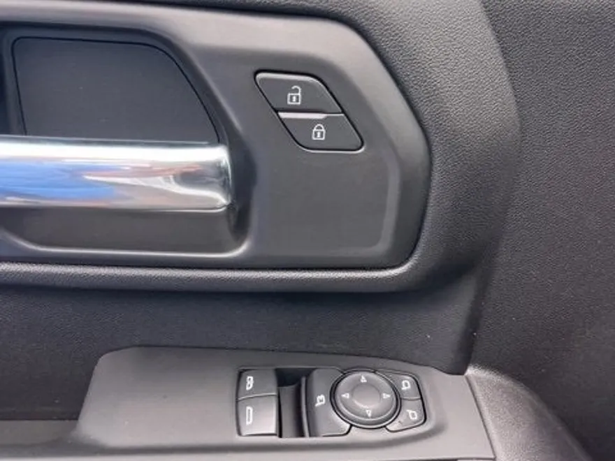 2024 Chevrolet Silverado 2500HD photo 13